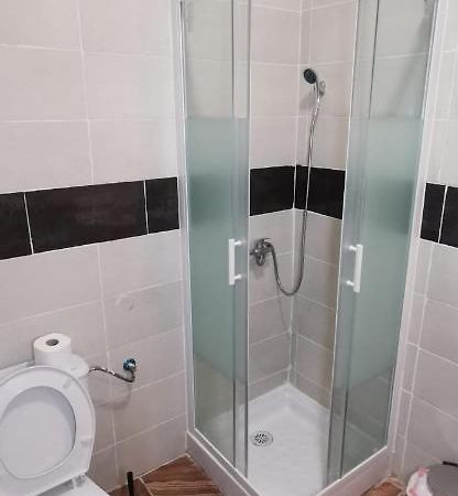 Hostal Gracia Torrejon de Ardoz Luaran gambar
