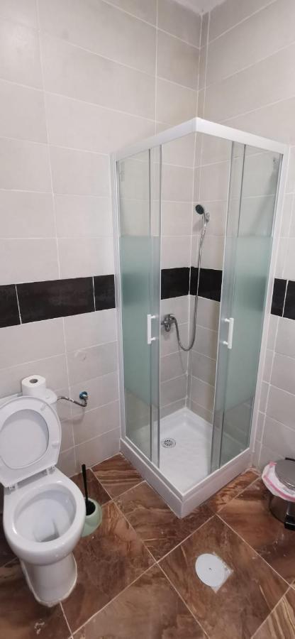 Hostal Gracia Torrejon de Ardoz Luaran gambar